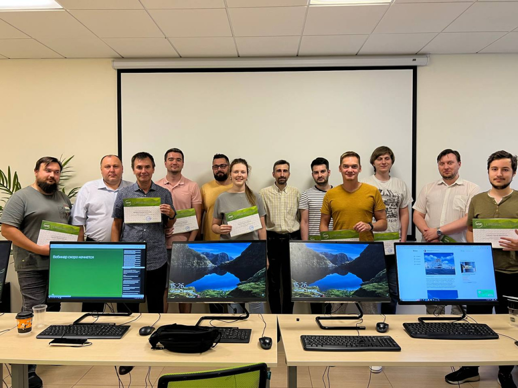 Выпускники корпоративной программы обучения "Анализ данных на Python", которое проводится для Банка России
